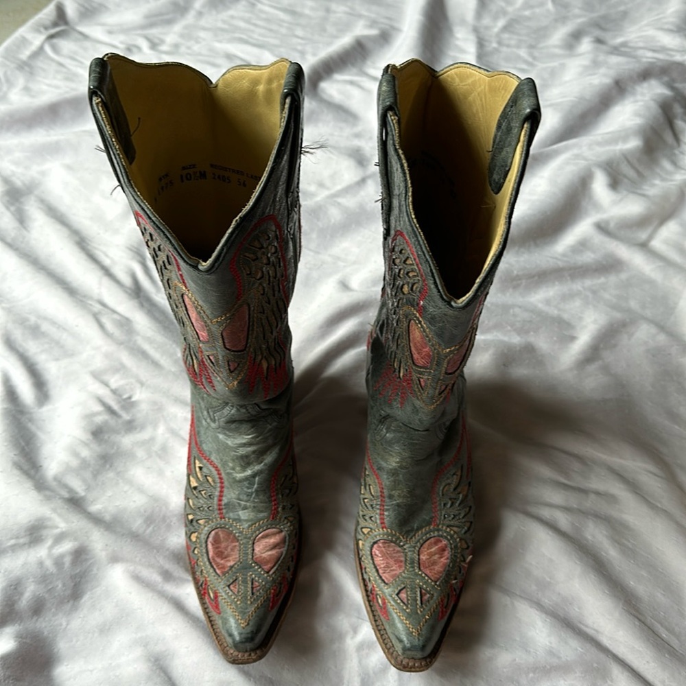 Corral Heart Shaped Angel Wing Cowgirl Boots